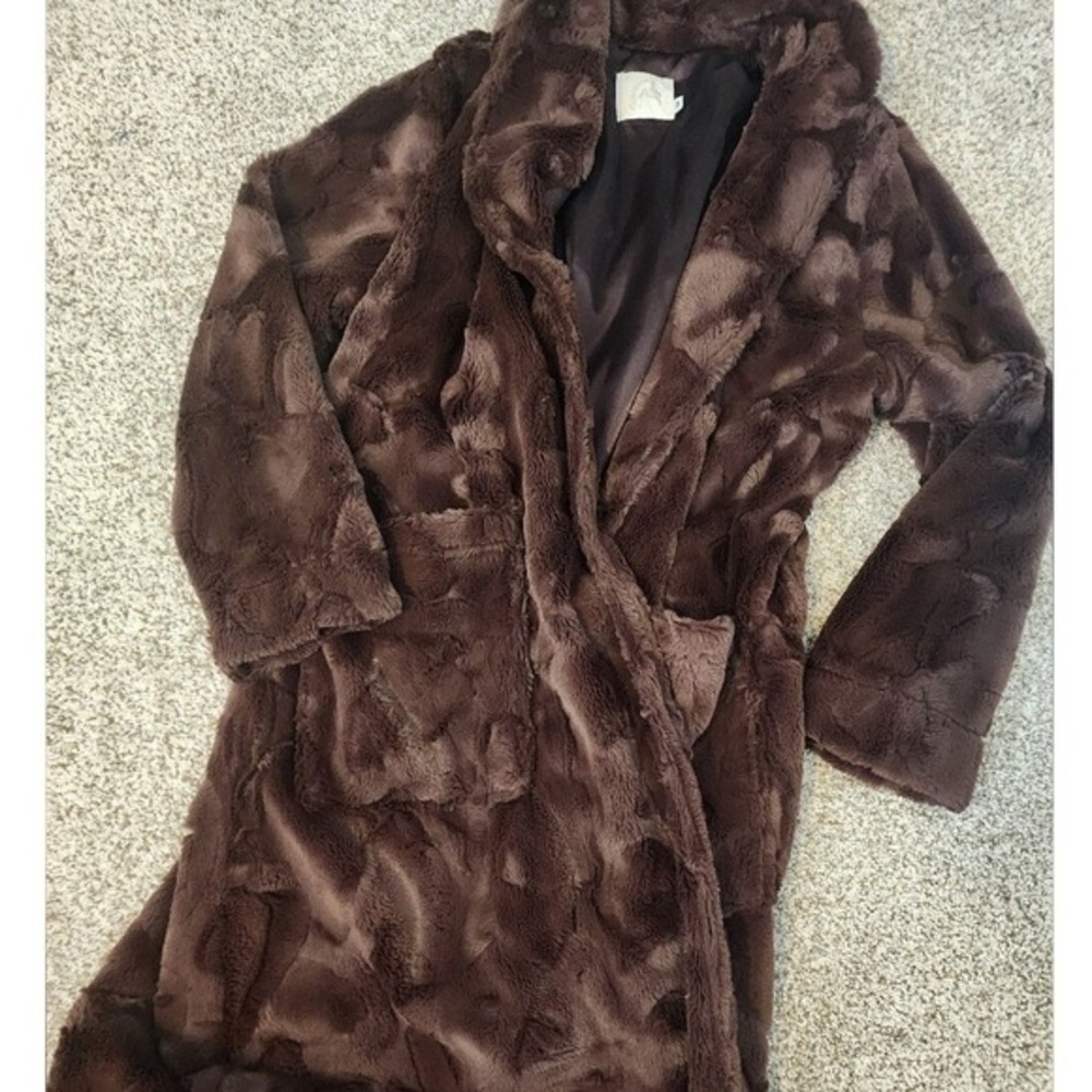 Tourance Faux Fur Swirl Coat Jacket. Indiesleaze Festival streetwear grittyboho